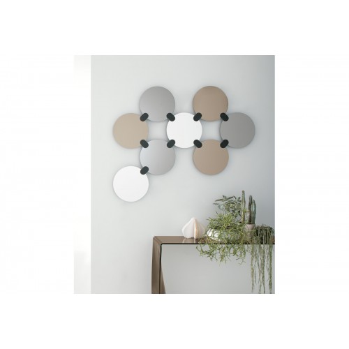 Atomo specchiera set composta da 8 specchi rotondi design 3 colori Target point SSC23